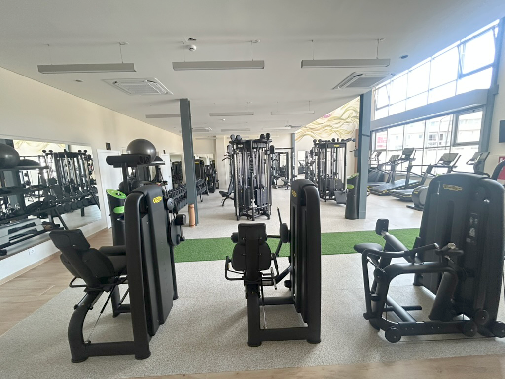 FITQOR workout floor